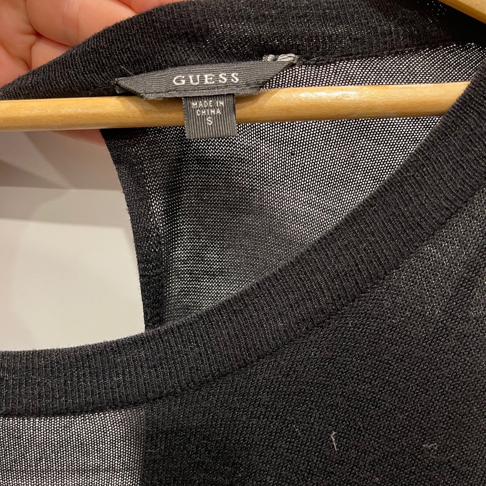 Guess Top - Picture 2 of 5